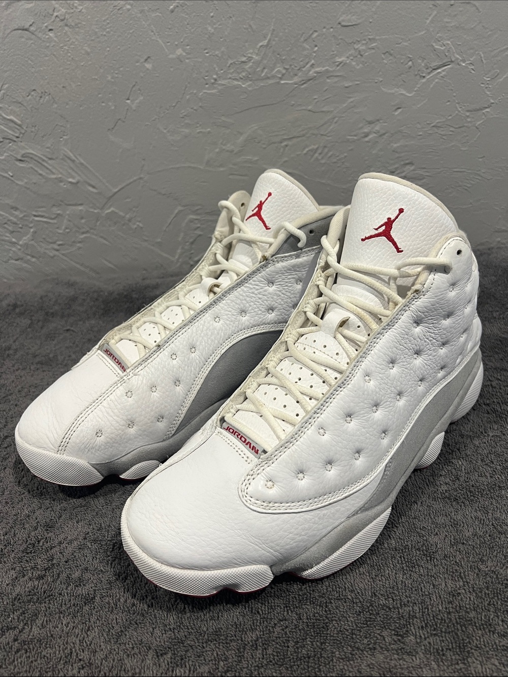 🔥🏀 NIKE AIR JORDAN 13 Retro Shoes Wolf Grey White Red 414571-160 Mens 11 - EUC